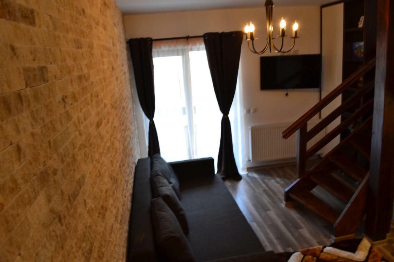 Golden Rose 1 Apartment