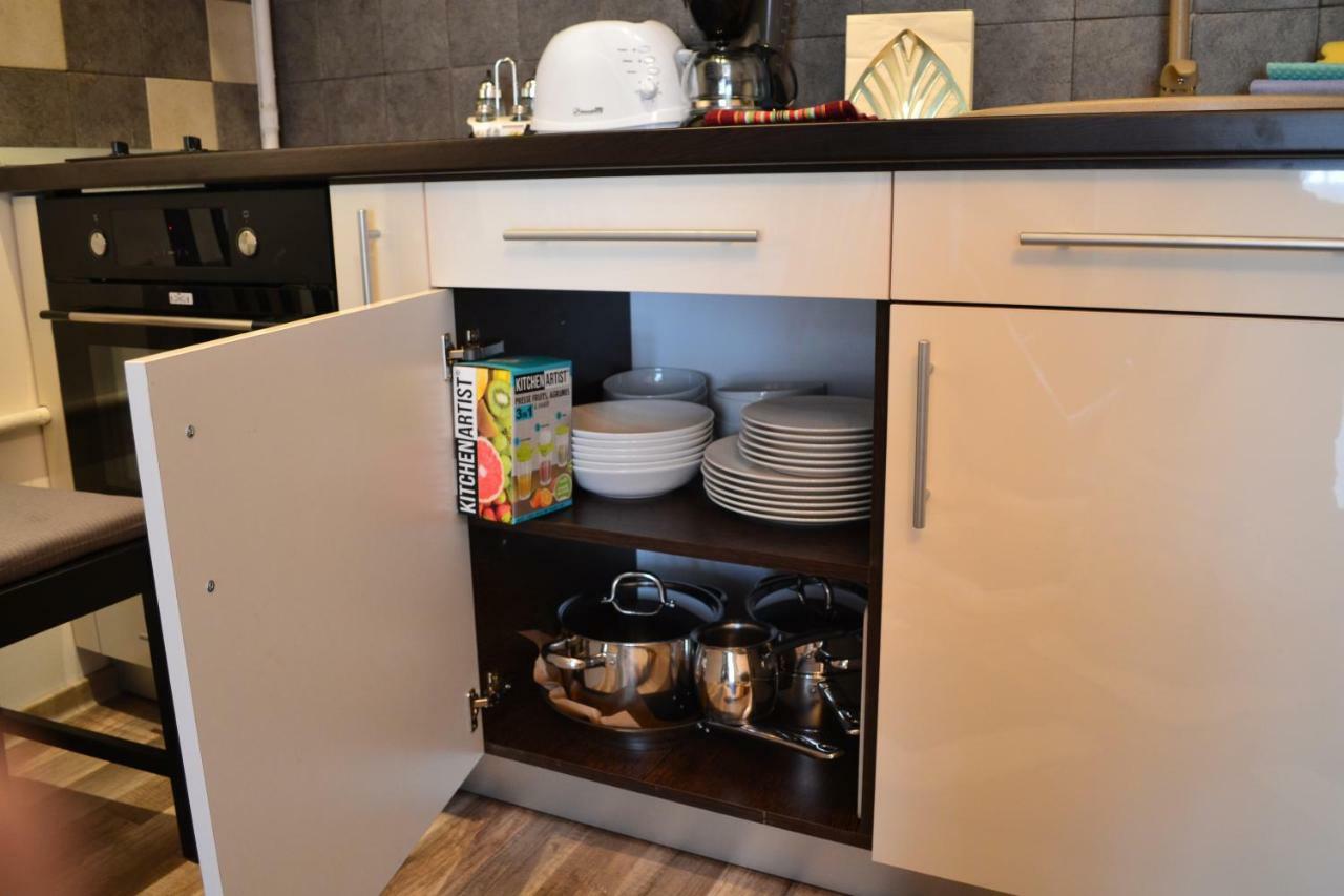 Apartment Golden Rose 1 *
