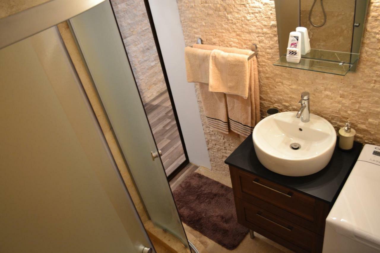 Apartment Golden Rose 1